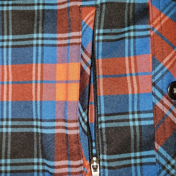 Duluth Trading Co Alaskan Hardgear Boars Nest Flannel - Picture 5 of 9